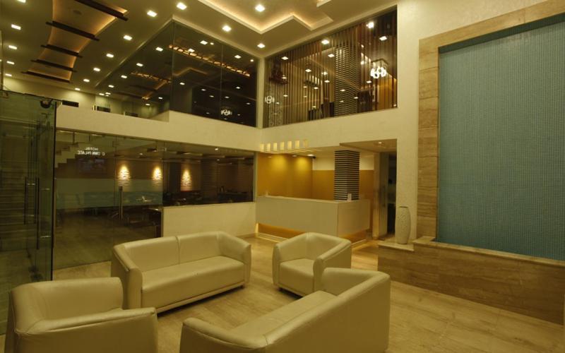 Hotel Crown Palace Allāhābād Junction エクステリア 写真